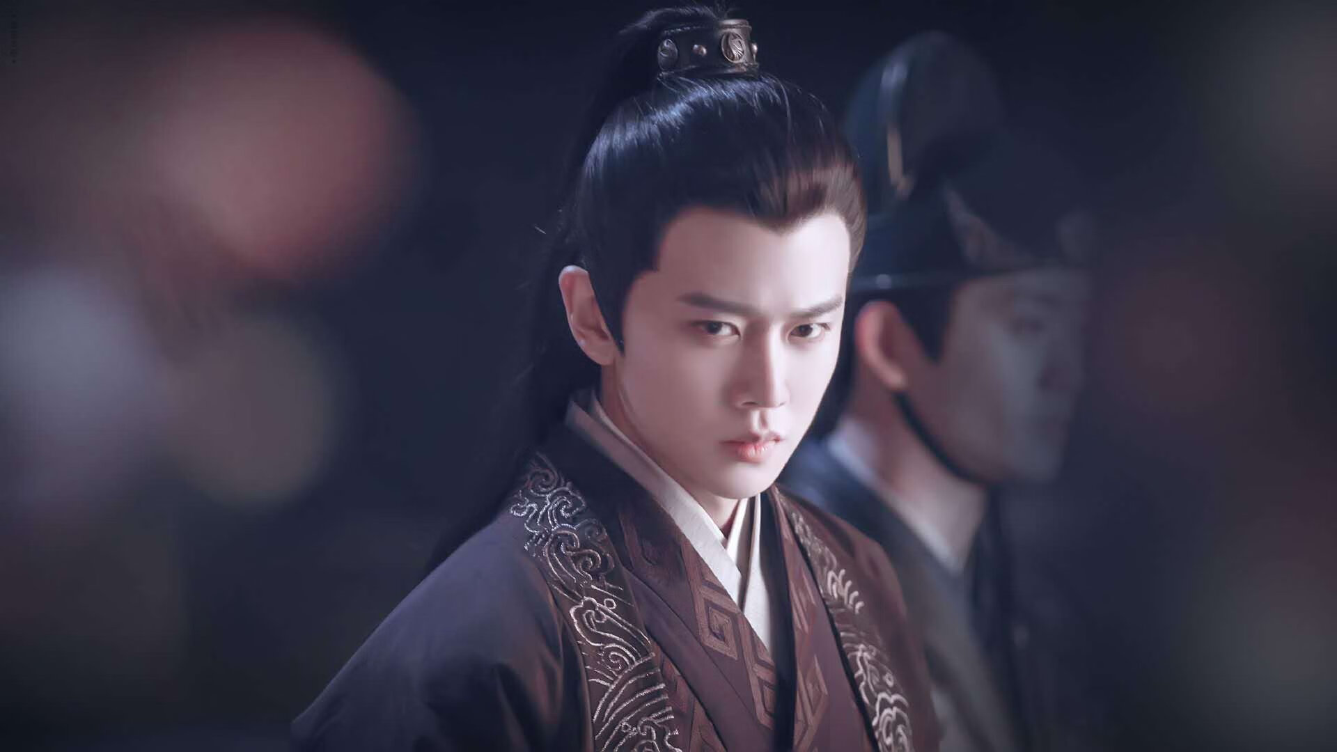 “勇士突围！面对危机，球队为何能保持坚韧？”，勇士为什么突然崛起