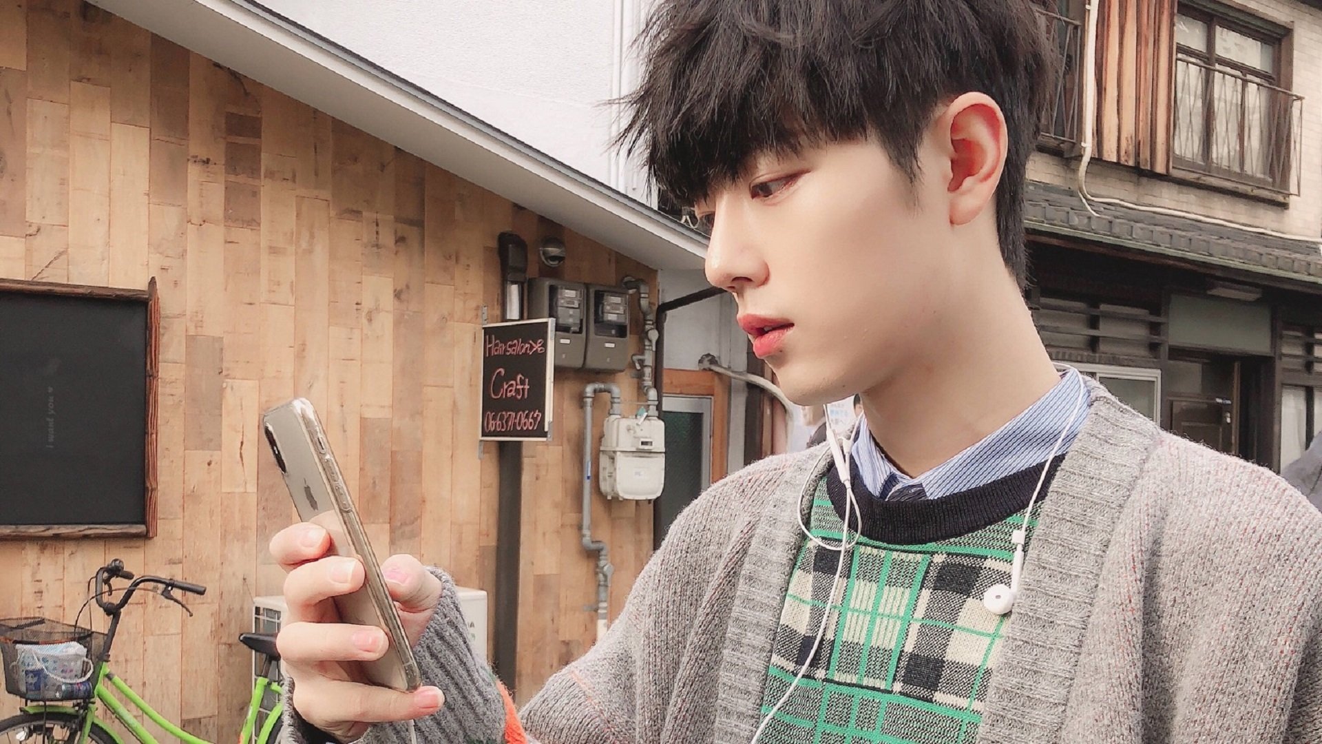 夜间骑行灯光赛，体验城市夜色的运动魅力，夜骑车灯哪个牌子好