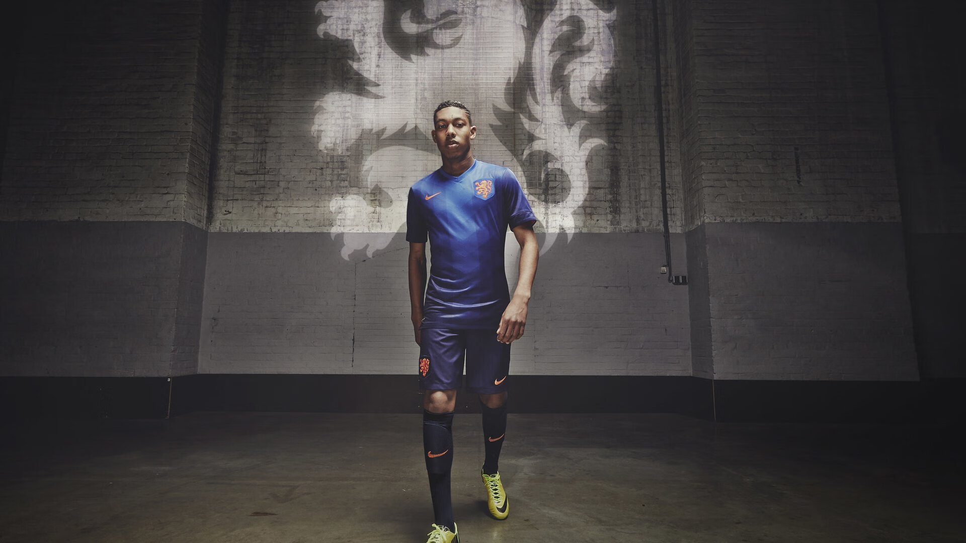 外教与本土教练融合难度分析,外籍教练与中国教练