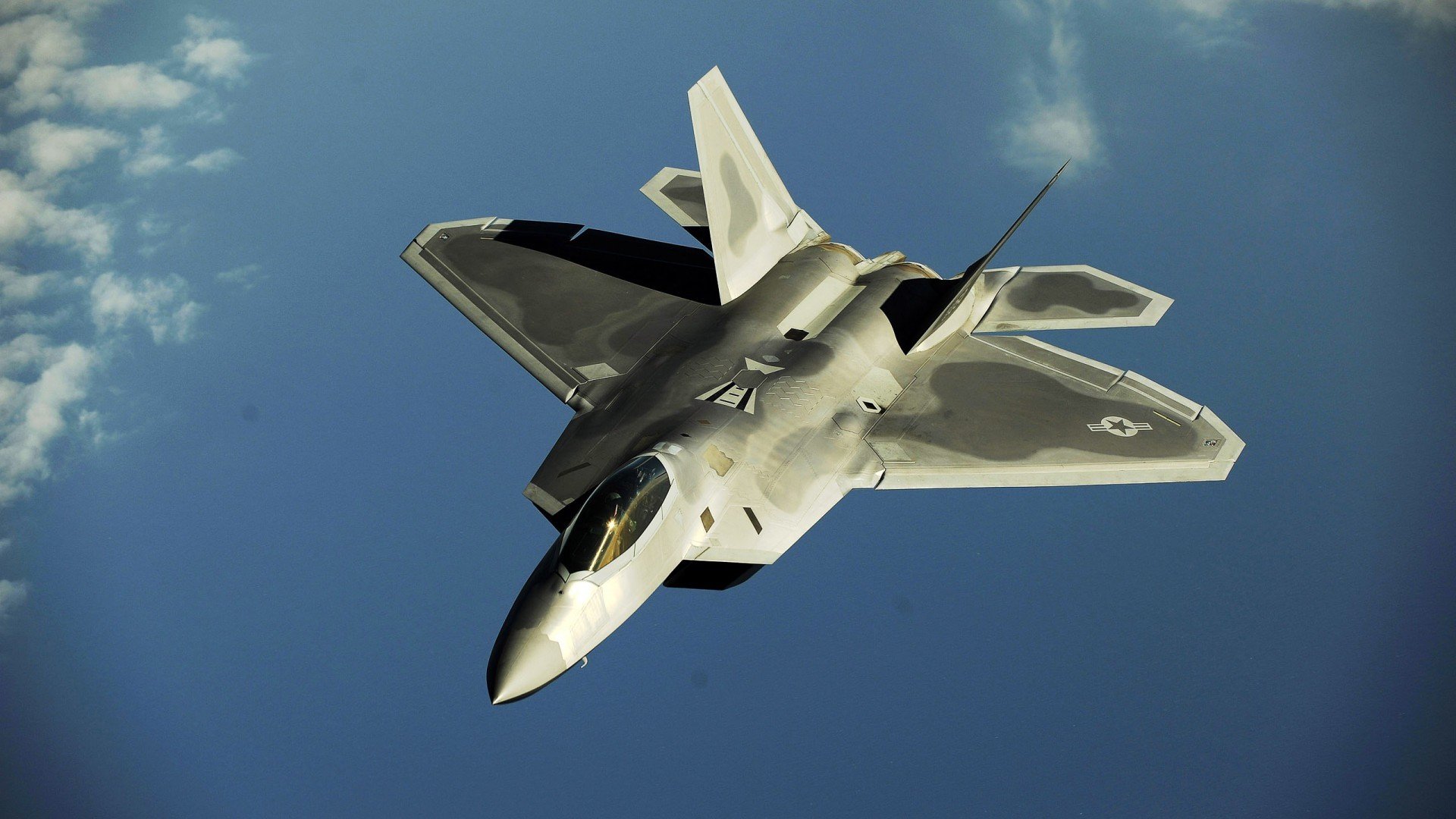 2019年全明星:库里“神级”出手引发全场欢呼声,17年全明星库里