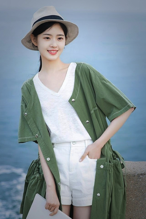 “詹姆斯30+12+8，热搜狂飙，赛场王者风范”，詹姆斯30岁总得分