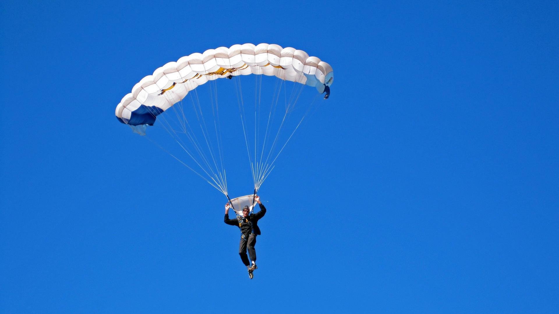 篮球专项体能训练技术革新与效果评估，篮球专项体能训练方案