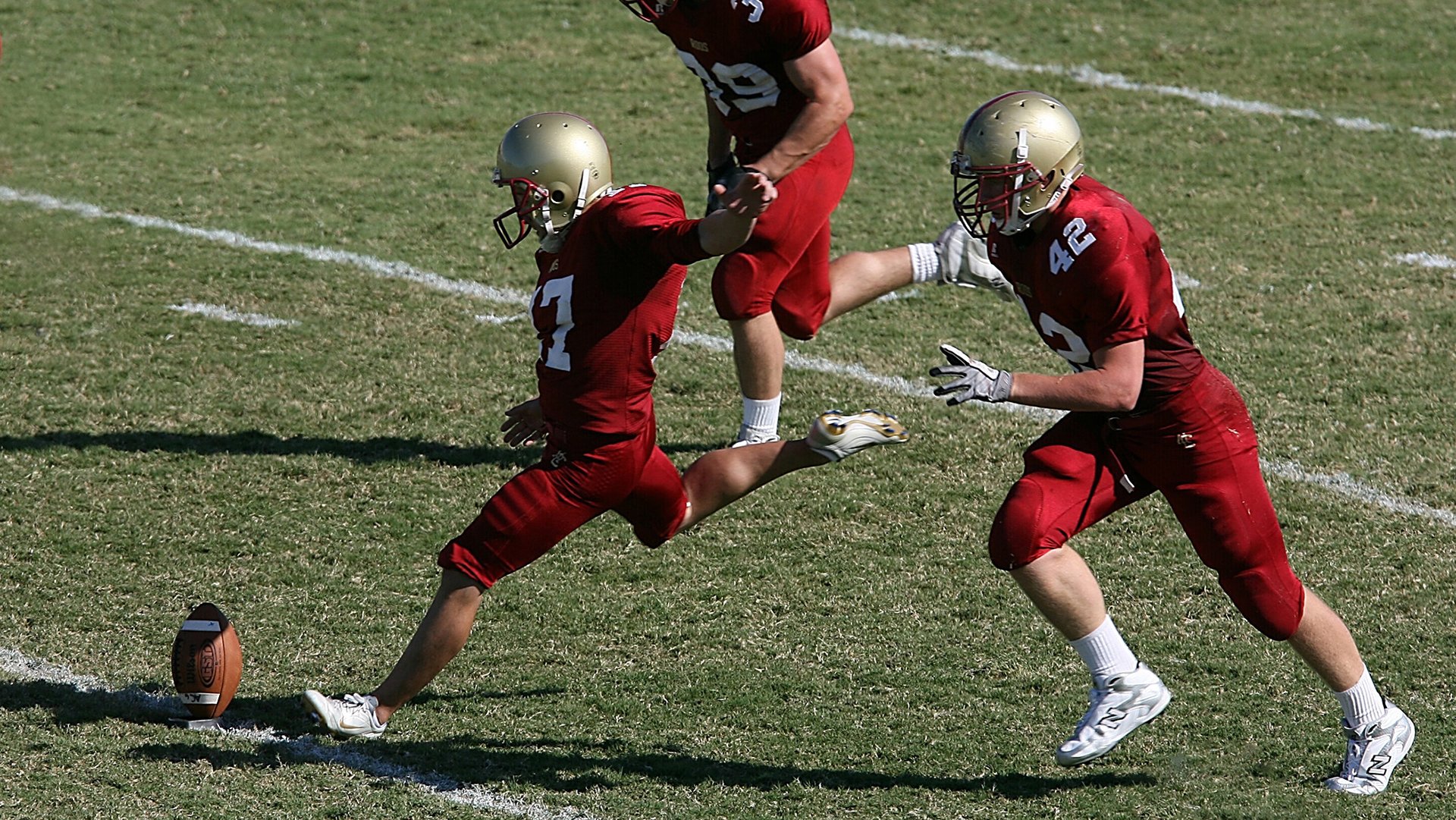 开云真人娱乐官网-职业联赛薪资结构不合理，职业联赛靠什么赚钱